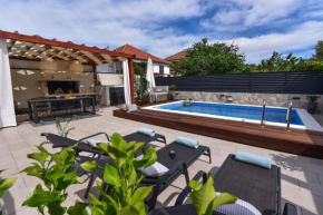 CASA TEUTA with pool, Zadar city